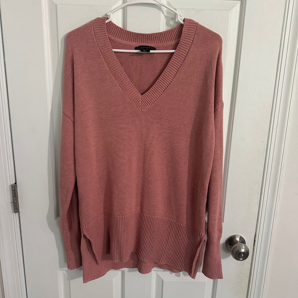 Tahari V-Neck Tunic Sweater Top Women's Size S Long Sleeve‎ Knit Pullover